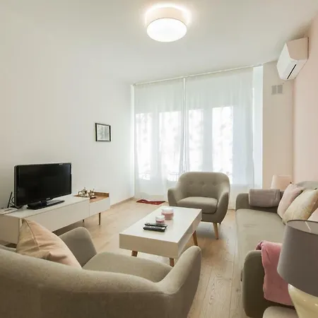 Chic And Spacious In - Patriarh Evtimiy By Flat Mаnager Apartment *