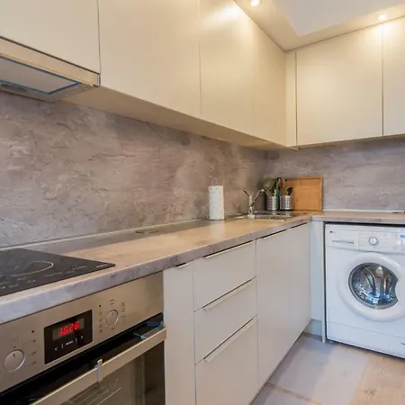 Chic And Spacious In - Patriarh Evtimiy By Flat Mаnager Apartment *